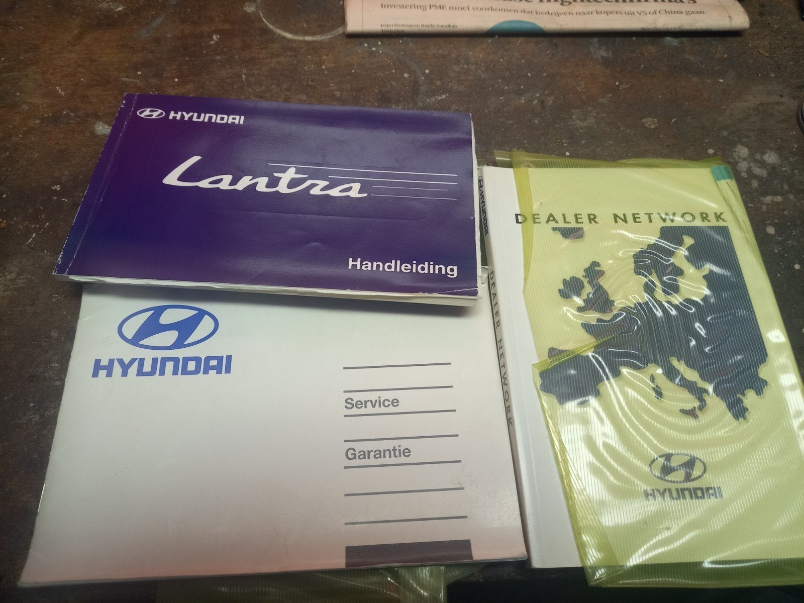 Boardmap Hyundai Lantra 1996 NL, Auto diversen, Handleidingen en Instructieboekjes, Ophalen of Verzenden