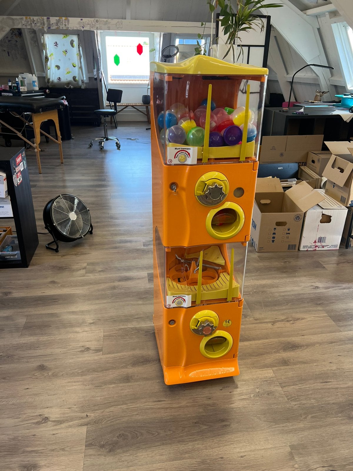 Grote ballen automaat / Gachapon machine, Verzamelen, Ophalen, Zo goed als nieuw