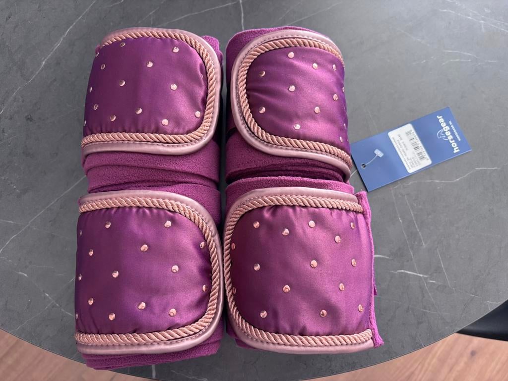 Nieuw horsegear aurum bandages purple paars full paard, Dieren en Toebehoren, Paarden en Pony's | Beschermers, Ophalen of Verzenden