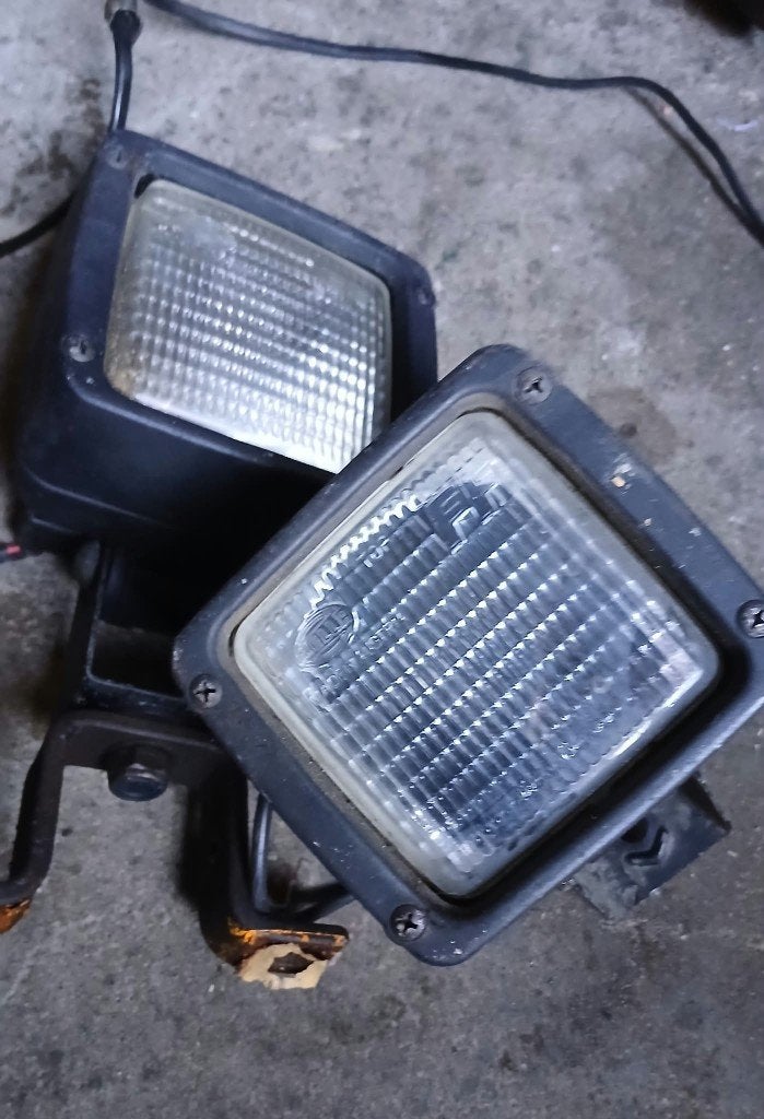 Set van 2 vintage Hella verstralers / mistlampen., Ophalen of Verzenden, Gebruikt