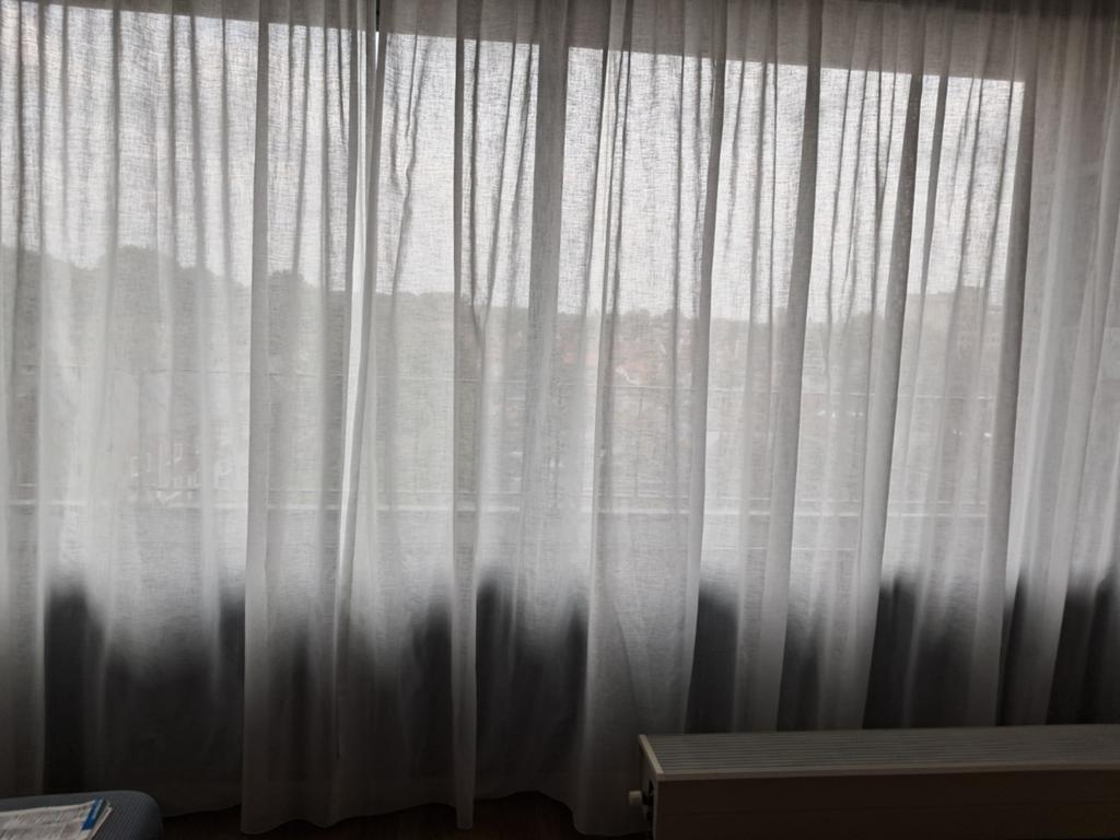 Inbetween gordijnen - 500x250 cm - 2 jaar oud, Huis en Inrichting, 200 cm of meer, Wit, Ophalen of Verzenden, Zo goed als nieuw