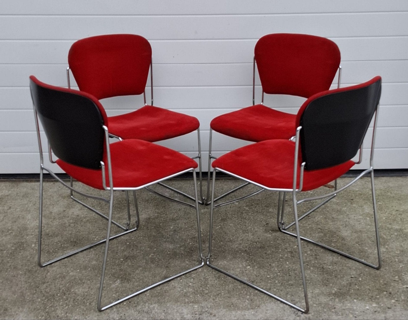 41 Perry USA Vintage buisframe stoelen vergaderstoelen rood, Ophalen of Verzenden, Zo goed als nieuw, Stof, Vijf, Zes of meer stoelen