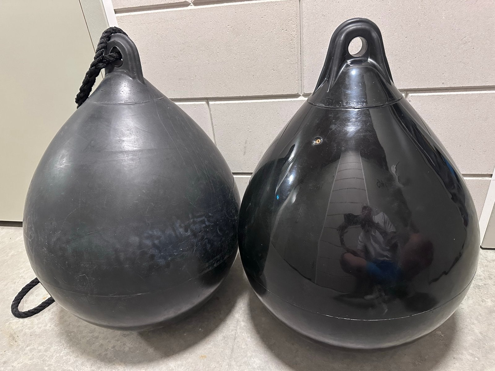 2x kogel Fender maat 45 cm zwart, Ophalen, Zo goed als nieuw, Overige typen