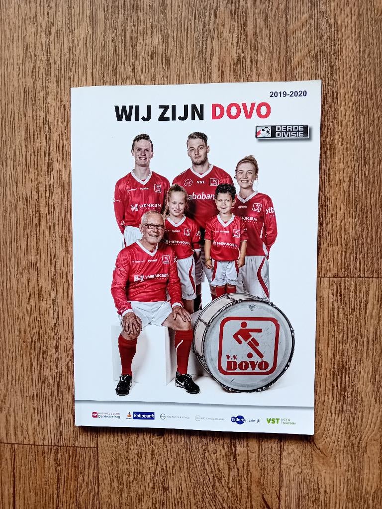Presentatiegids DOVO - Veenendaal  - 2019/2020, Ophalen of Verzenden, Zo goed als nieuw, Overige binnenlandse clubs, Boek of Tijdschrift