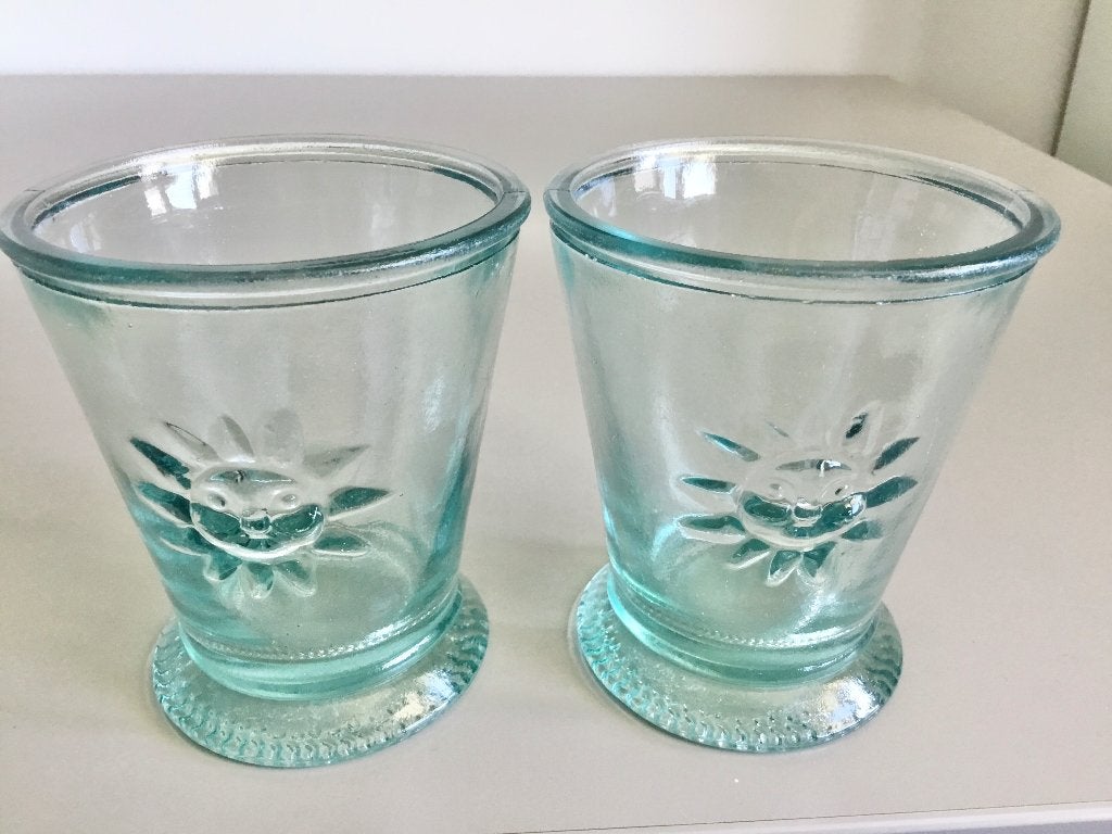 2 groene glazen met zonnetje, Glas of Glazen, Ophalen of Verzenden, Overige stijlen, Glas