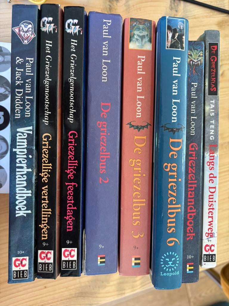 7 boeken Paul van Loon (oa de Griezelbus) 1 Tais Teng, Boeken, Ophalen of Verzenden, Zo goed als nieuw