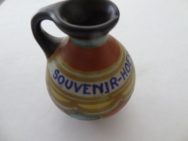 Zenith Gouda Plateel souvenir vaasje Hoek van Holland, Ophalen of Verzenden