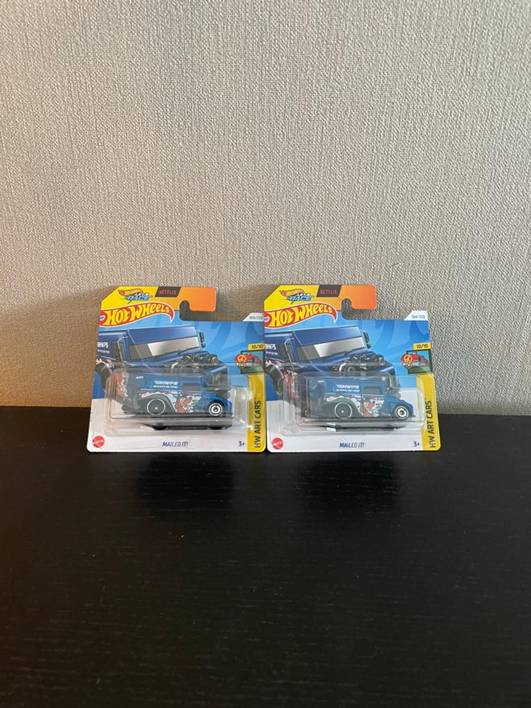2x hotwheel mailed it!, Overige merken, 1:50 of kleiner, Auto, Ophalen of Verzenden