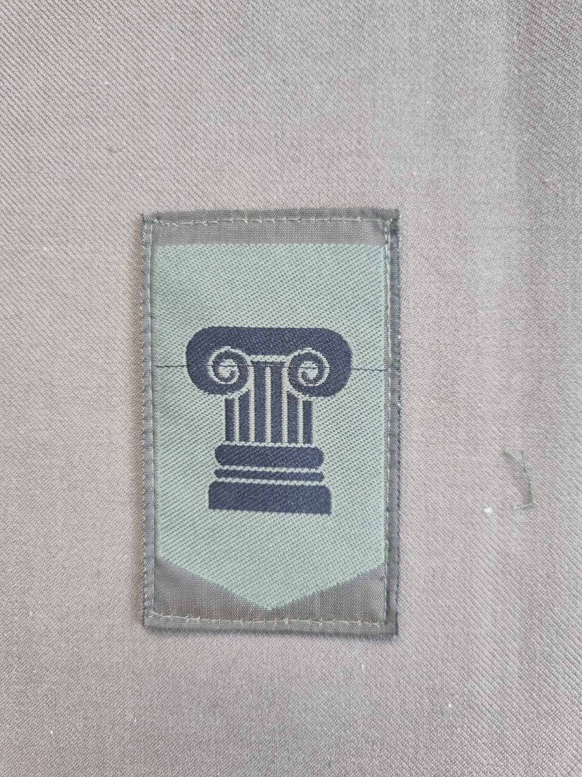 Mouwembleem GVT CDC, Ophalen of Verzenden, Landmacht, Nederland, Embleem of Badge
