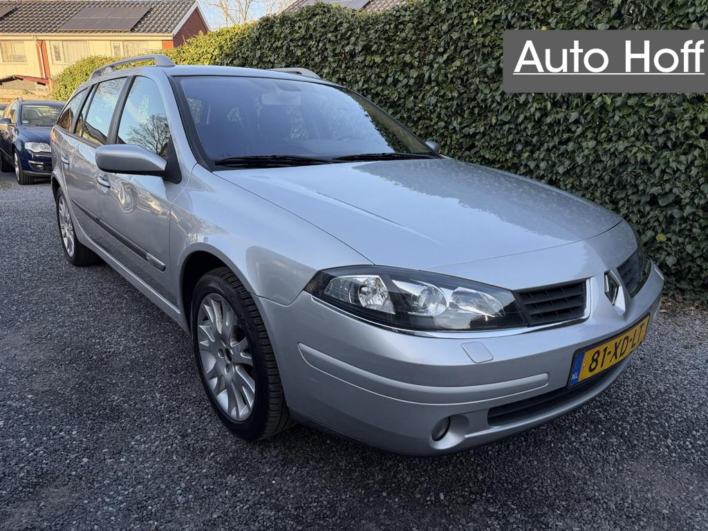 Renault Laguna Grand Tour 2.0-16V Tech Line Automaat | Xenon, Gebruikt, Parkeersensor, 4 cilinders, Leder en Stof
