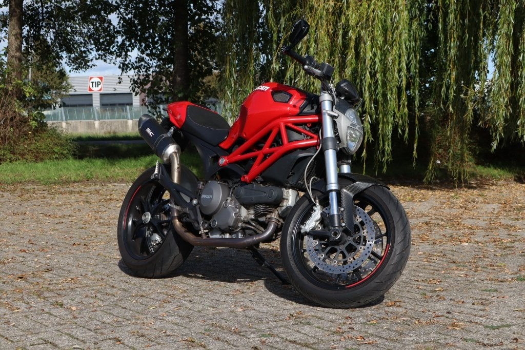 Ducati Monster 796 2011 op A2 kenteken, Motoren, Motoren | Ducati, Sportuitlaat, 2 cilinders, Gebruikt, Particulier