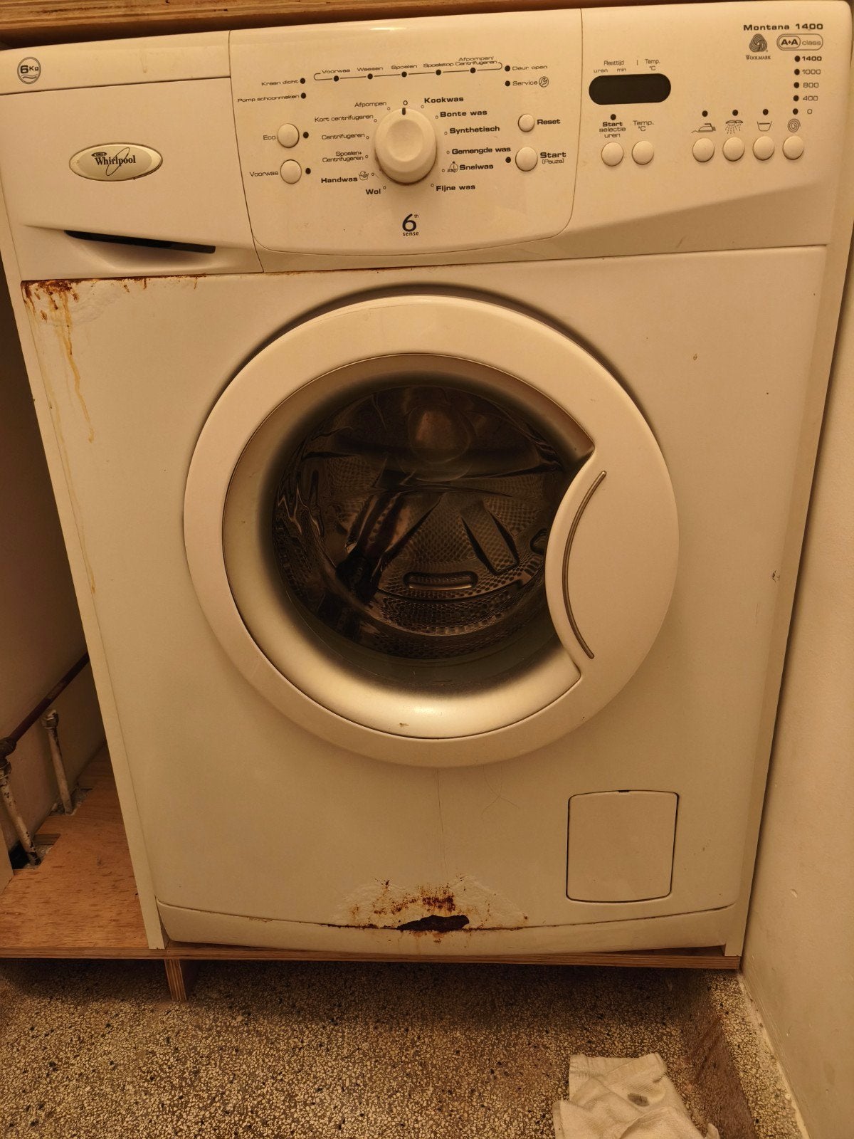 Whirlpool Montana 1400 Wasmachine - Roestschade, Ophalen, 1200 tot 1600 toeren, Gebruikt, 4 tot 6 kg