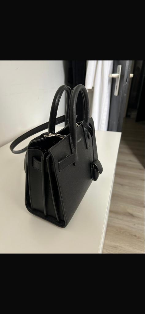 Saint Laurent Sac de Jour Nano Zwart, Ophalen of Verzenden, Zo goed als nieuw, Zwart, Handtas