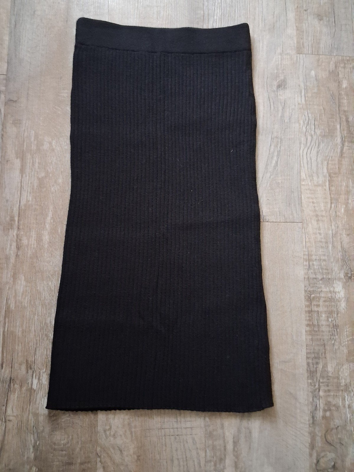 Zwarte geribbelde lange rok - Maat S, Kleding | Dames, Rokken, Zwart, Ophalen of Verzenden, Maat 36 (S), Gedragen
