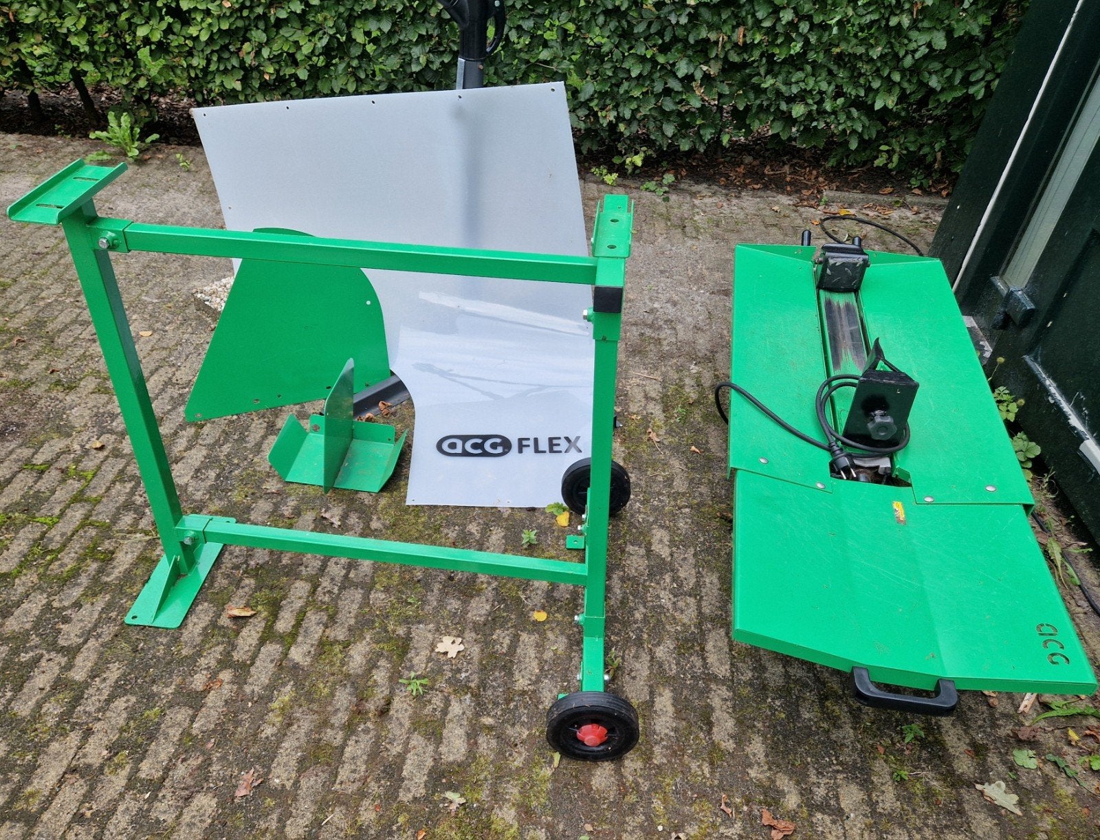 AGC Houtklover 7 ton 230 V met interessante extra's, Tuin en Terras, Gebruikt, ACG, Liggend, Ophalen of Verzenden