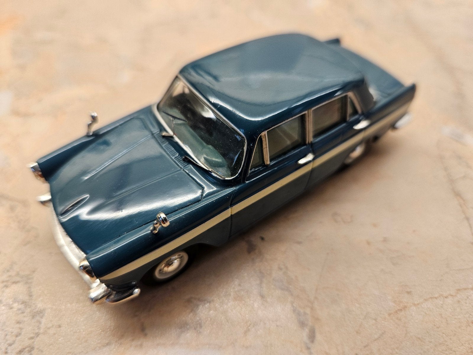 Vanguards Morris Oxford Austin Cambridge 1:43, Ophalen of Verzenden, Zo goed als nieuw, Auto, Vanguards