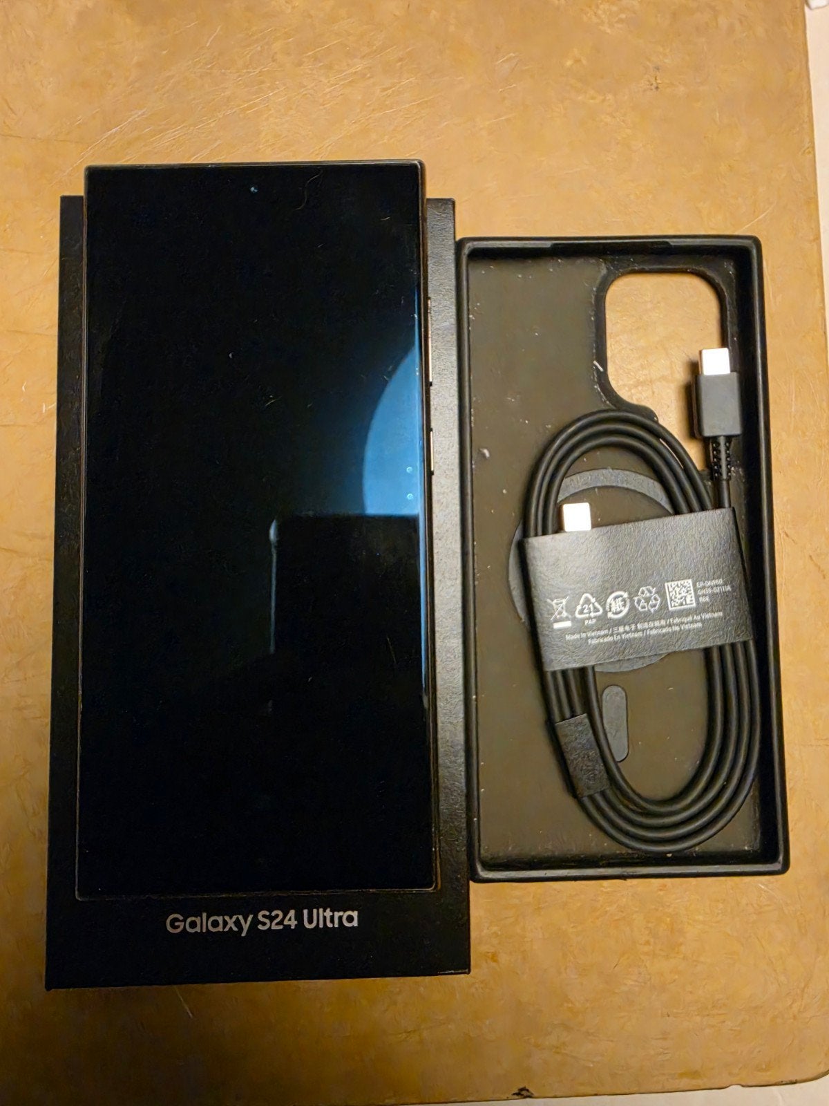 Samsung S24 Ultra 512GB met doos