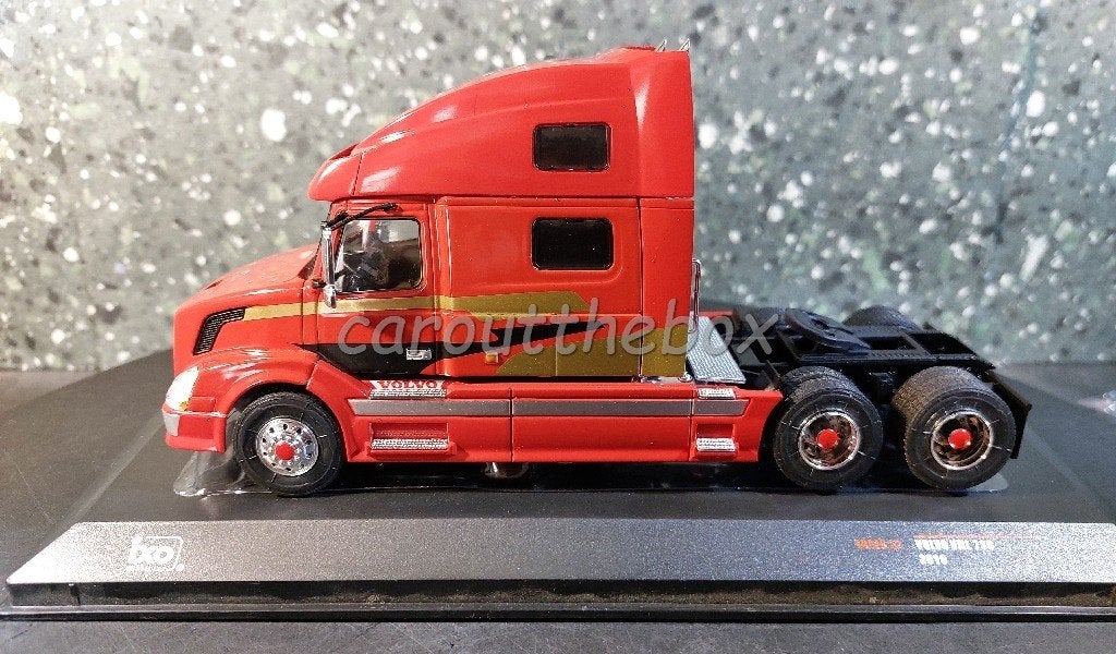 Volvo VNL 730 2010 rood 1:43 Ixo V1200, Verzenden, Nieuw, Bus of Vrachtwagen, Overige merken