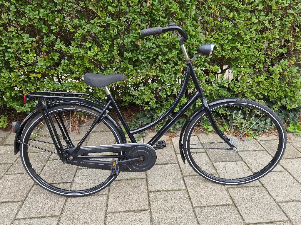Zwarte omafiets in nieuwstaat met terugtraprem, 56 cm of meer, Ophalen of Verzenden, Zo goed als nieuw, Terugtraprem