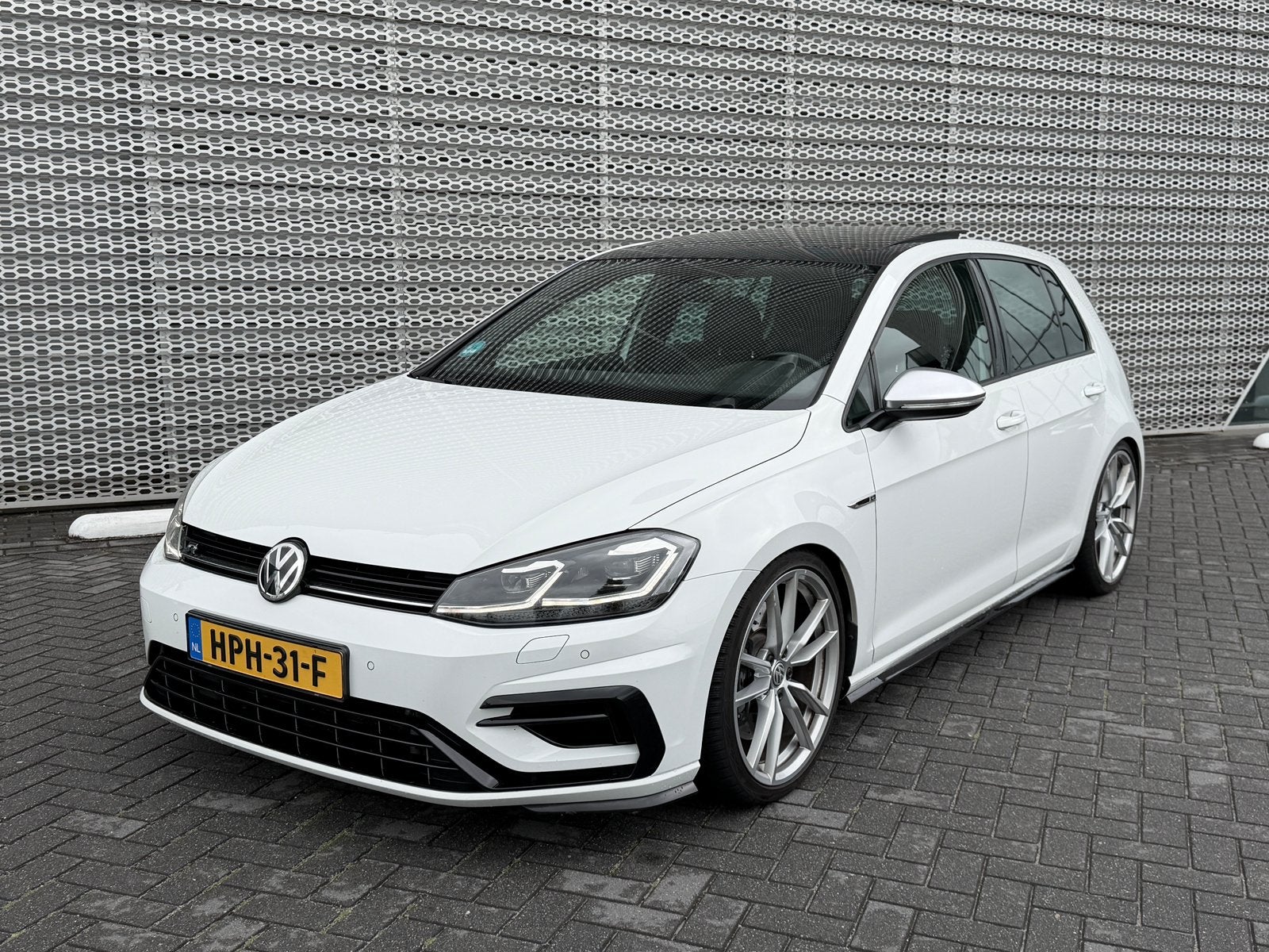 Volkswagen Golf R 2019 PANO, DIGITAL DASH, APR, Auto's, Volkswagen, Automaat, Adaptive Cruise Control, 1984 cc, Wit