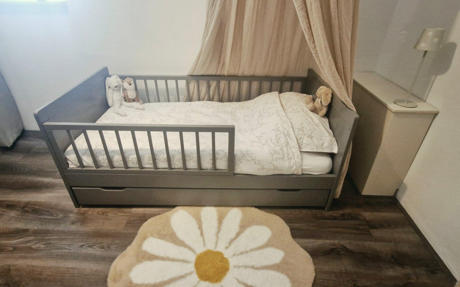 Petit Amélie peuterbed met lade | 70 x 140 l grijs, 70 tot 85 cm, 140 tot 160 cm, Zo goed als nieuw, Ophalen