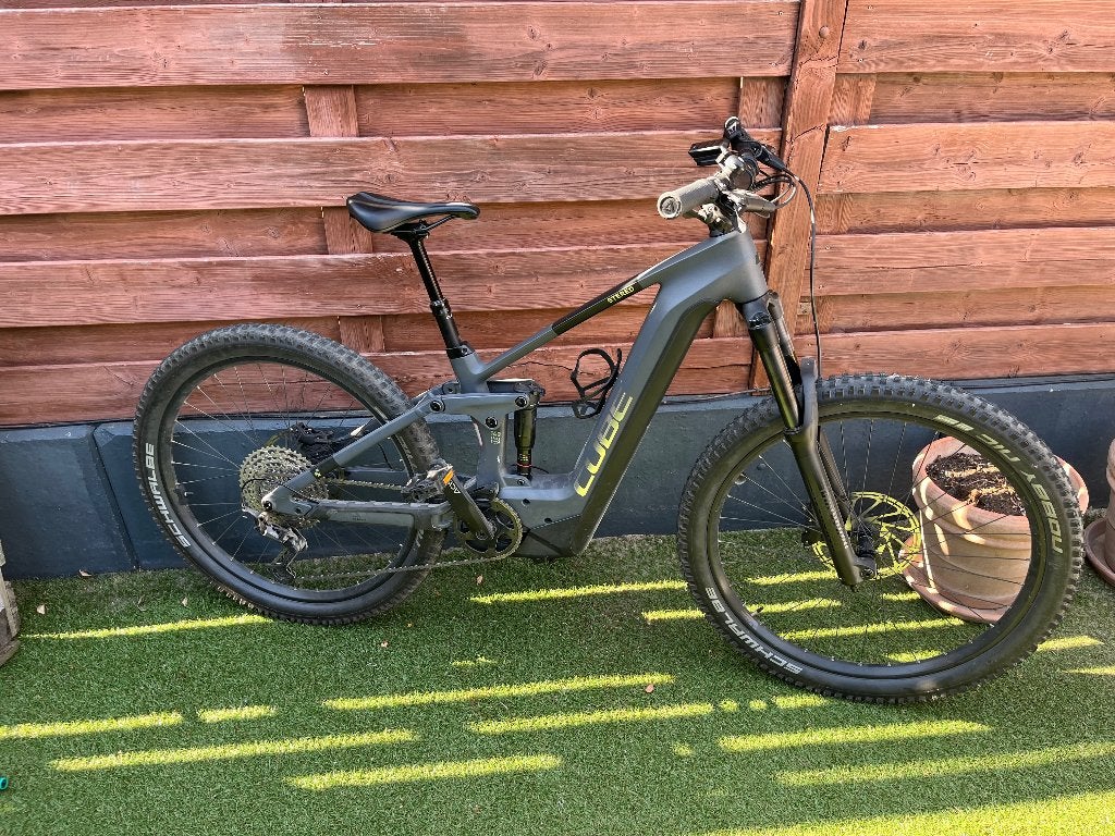 Cube Stereo Hybrid 140 HPC Race 750 (2023)  e-MTB - Taille S, Fully, Ophalen, Zo goed als nieuw, Overige merken