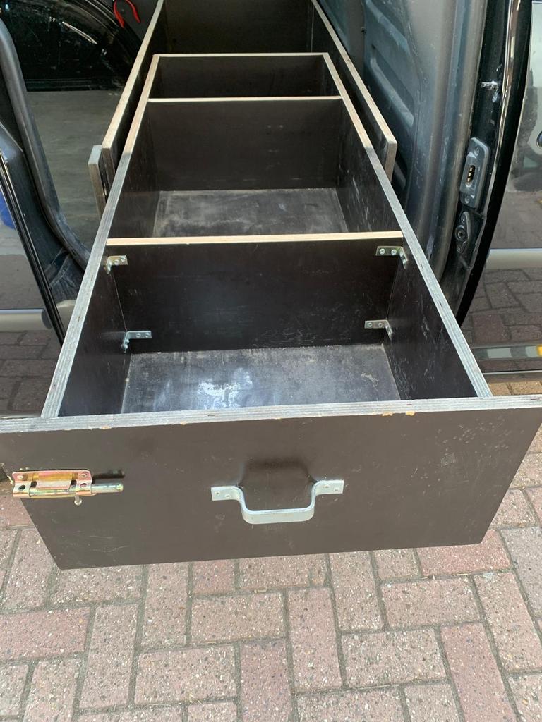 Handige uitschuifbare lade voor bestelwagen, Auto-onderdelen, Interieur en Bekleding, Ophalen, Gebruikt, Universele onderdelen