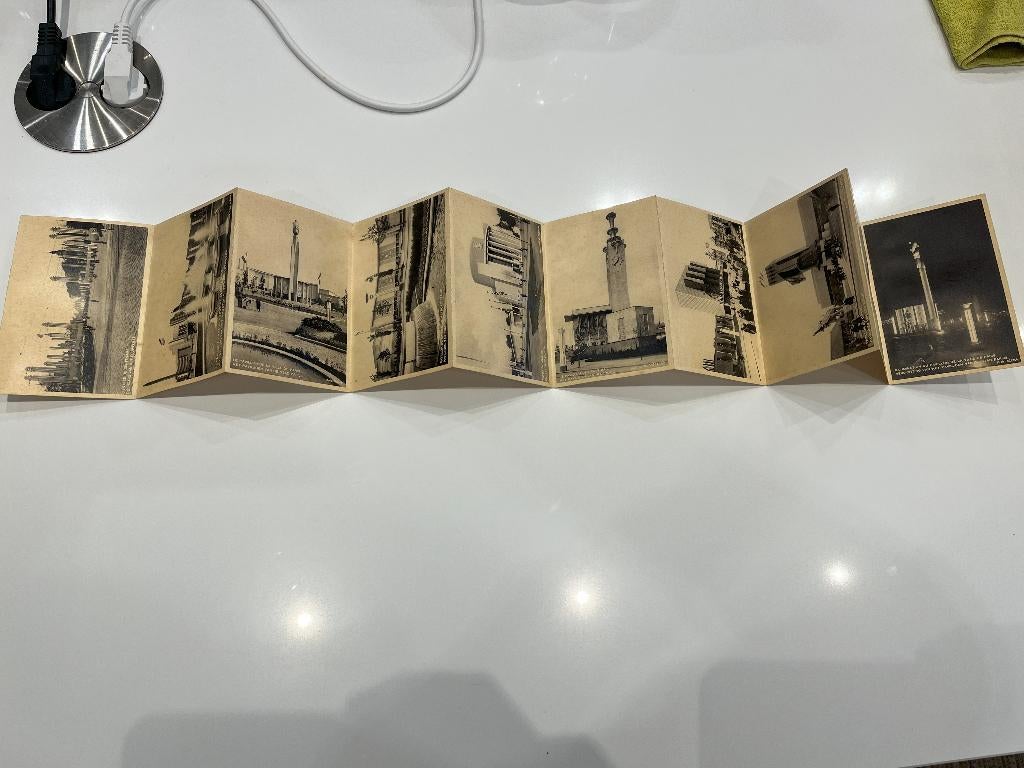 Brussel wereldtentoonstelling 1935, Antiek en Kunst, Ophalen of Verzenden