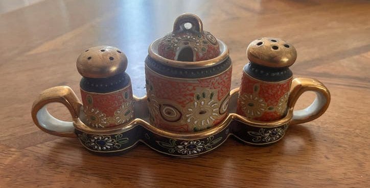Vintage Mikori Peper, Zout en Mosterd Set op Dienblad Japans, Ophalen