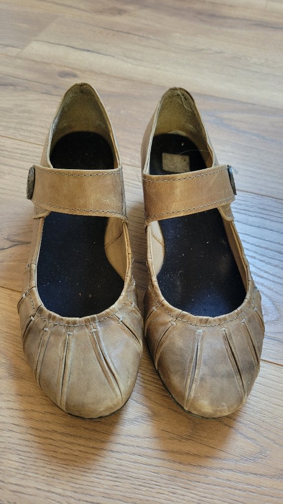 Nette schoenen, pumps,  Ecco maat 40 bruin, Kleding | Dames, Schoenen, Ecco, Pumps, Bruin, Ophalen of Verzenden