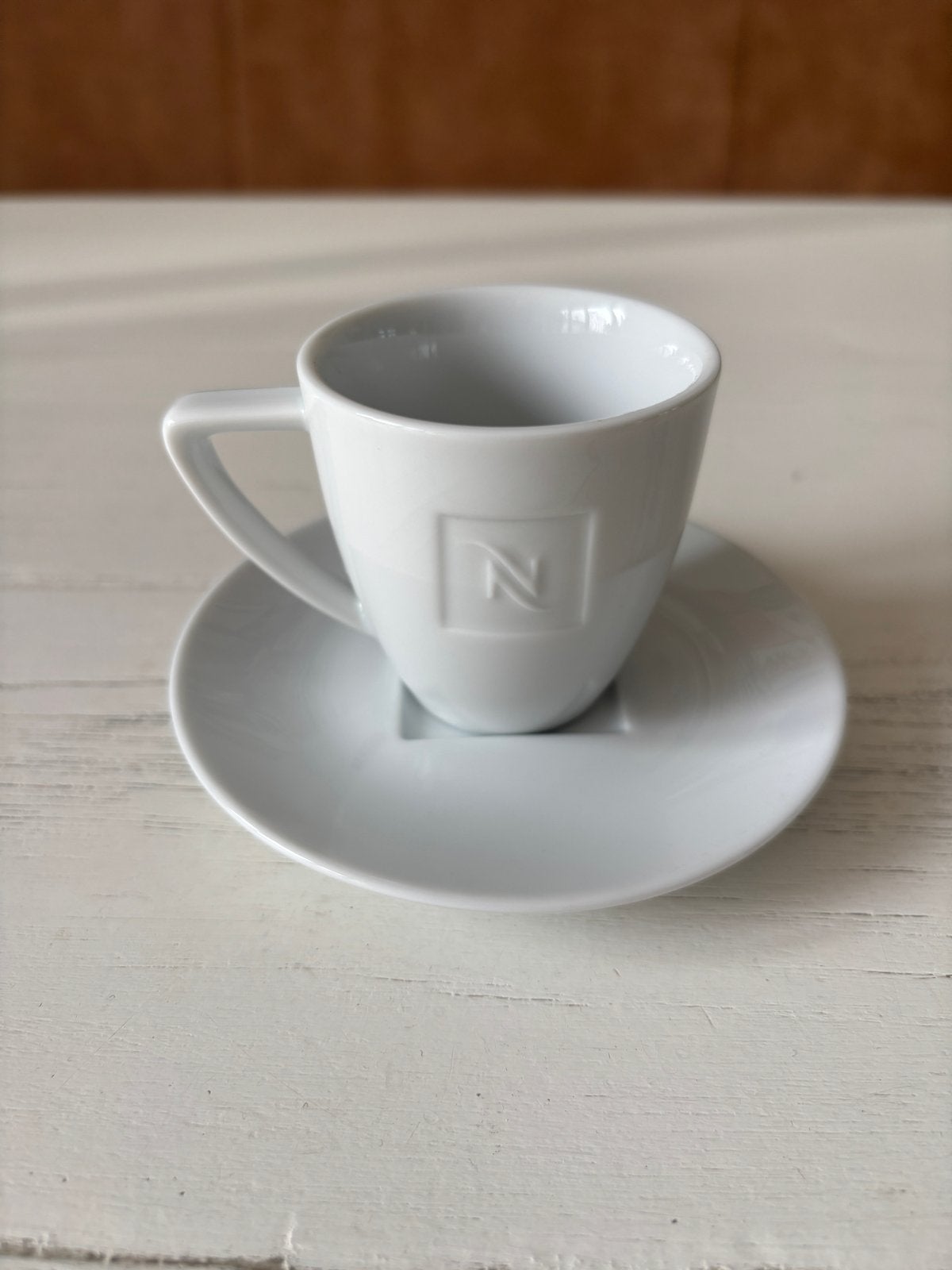 Nespresso espressokopje met schotel, Overige merken, Ophalen of Verzenden, Zo goed als nieuw, Modern