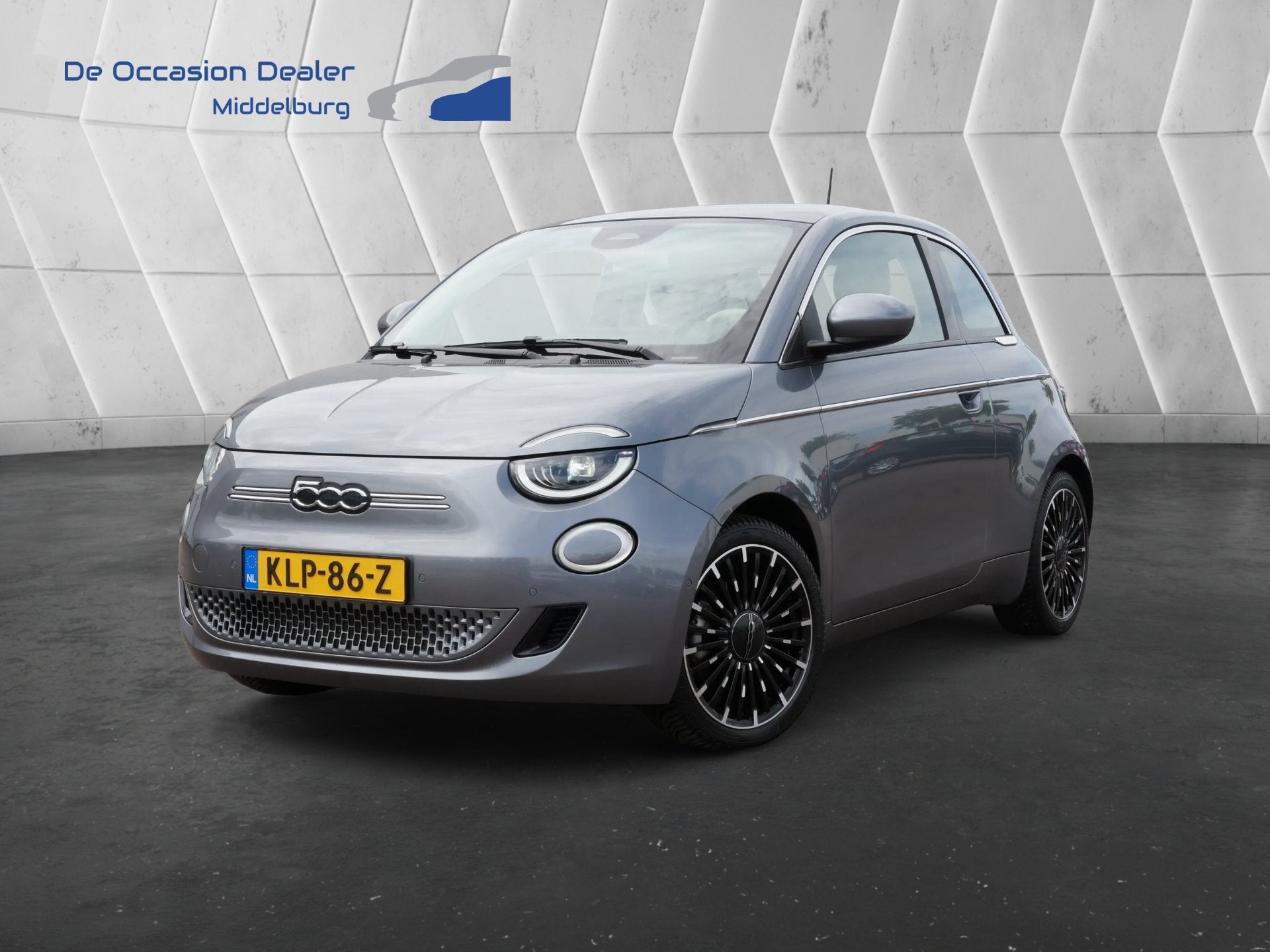 Fiat 500E La Prima 42 kWh rijklaar incl garantie SOH 92,1%