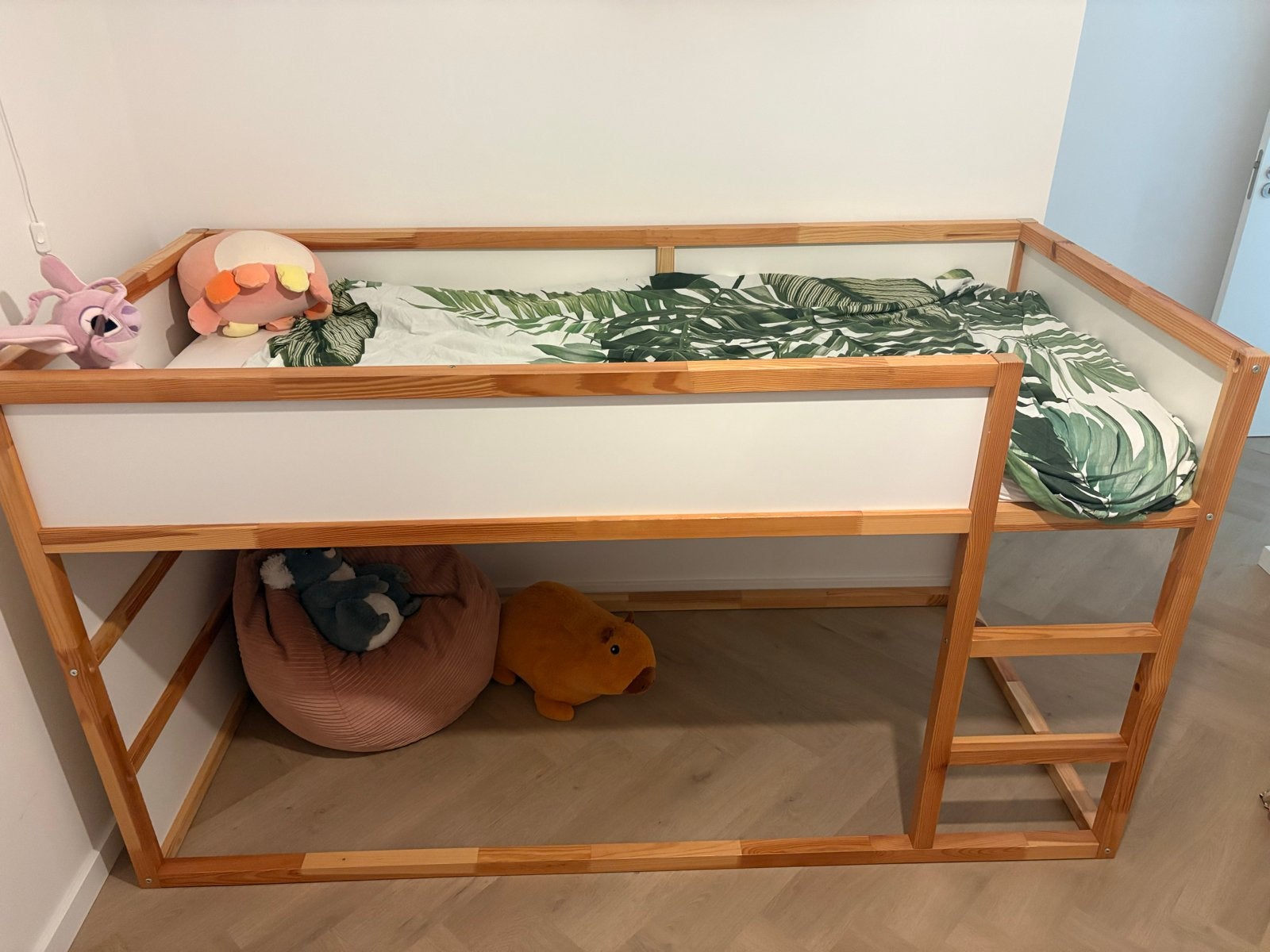 IKEA Kura bed - Zeer goede staat, Huis en Inrichting, Slaapkamer | Bedden, Ophalen, 90 cm, Eenpersoons, Wit