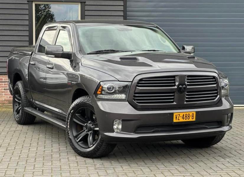 RAM 1500 Sport CrewCab 5.7L V8 Hemi 4x4 Nieuwstaat !, Automaat, 5654 cc, Navigatiesysteem, Bedrijf