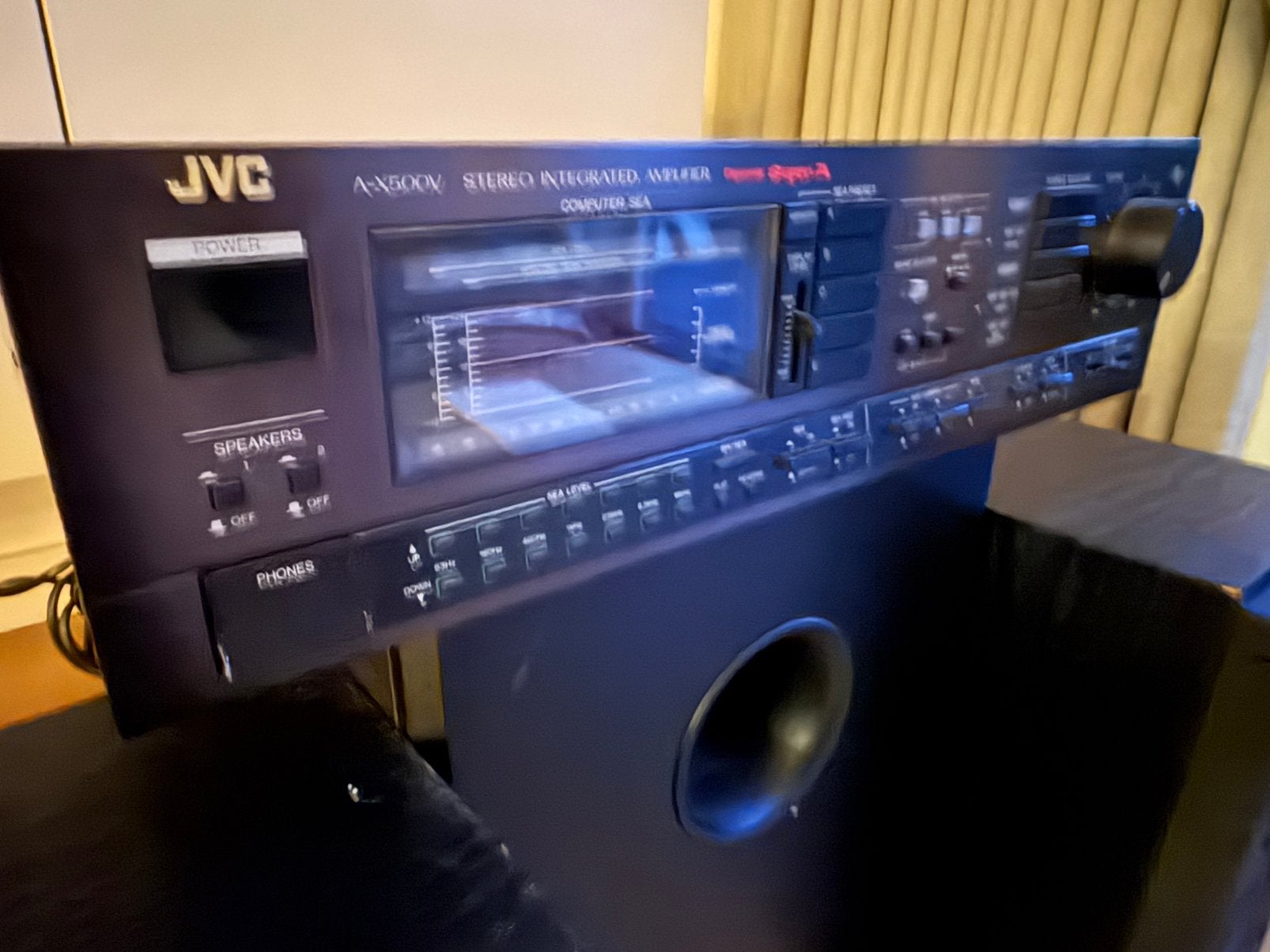 JVC A-x500V versterker + Mission 761i speakers + subwoofer