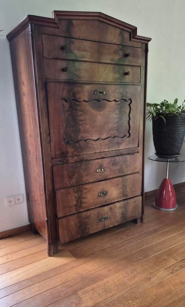 Antieke secretaire of klepkast., Antiek en Kunst, Ophalen