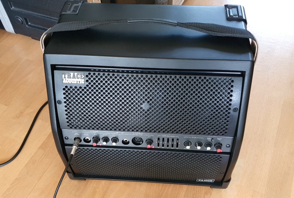 Trace Acoustic TA100R 100W Combo Gitaar Versterker Mic Input, Ophalen, Gebruikt, Gitaar, 50 tot 100 watt