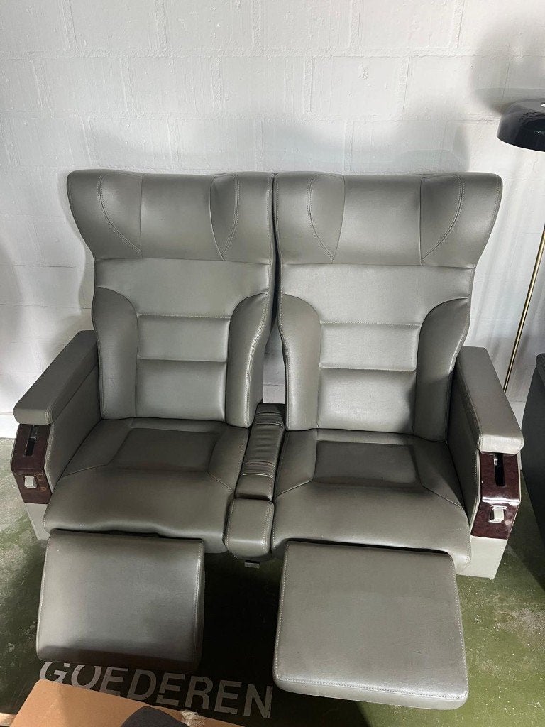 Luxe relaxstoelen vliegtuigstijl – 2x enkel + 1x dubbel, Ophalen, Gebruikt, 100 tot 125 cm, Leer