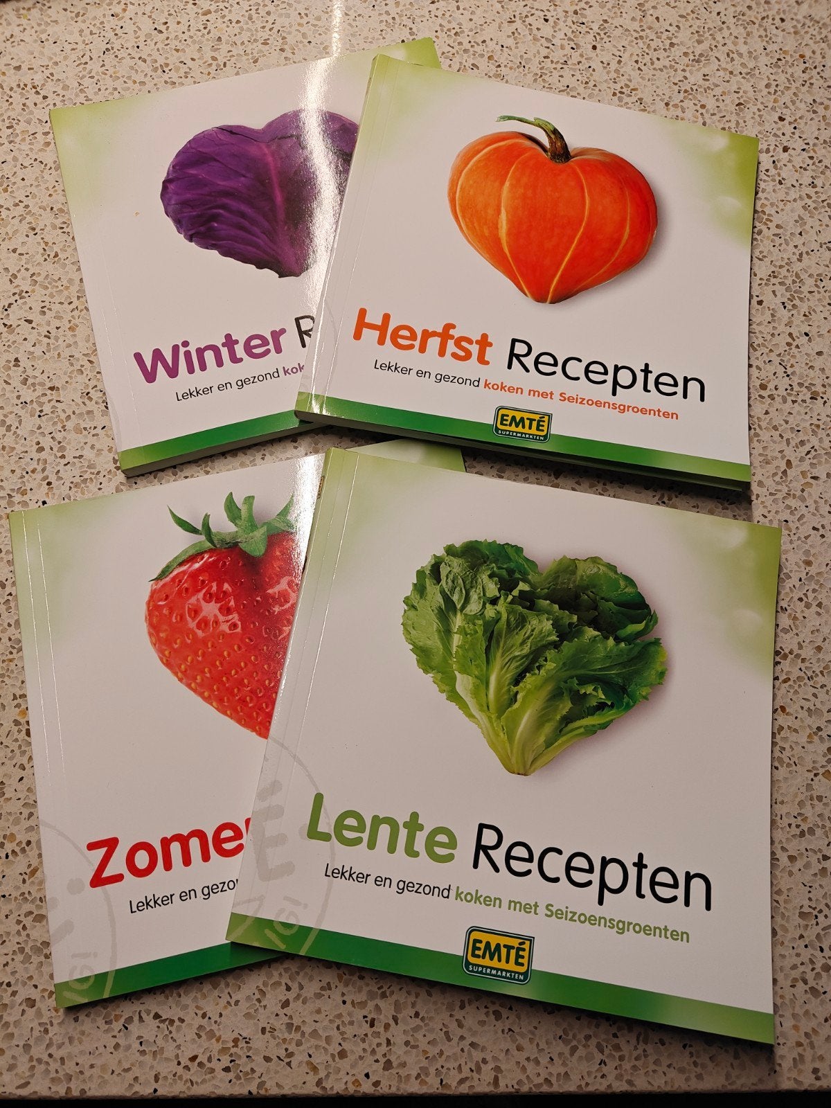 4 kookboeken van Emte, Boeken, Ophalen, Nieuw