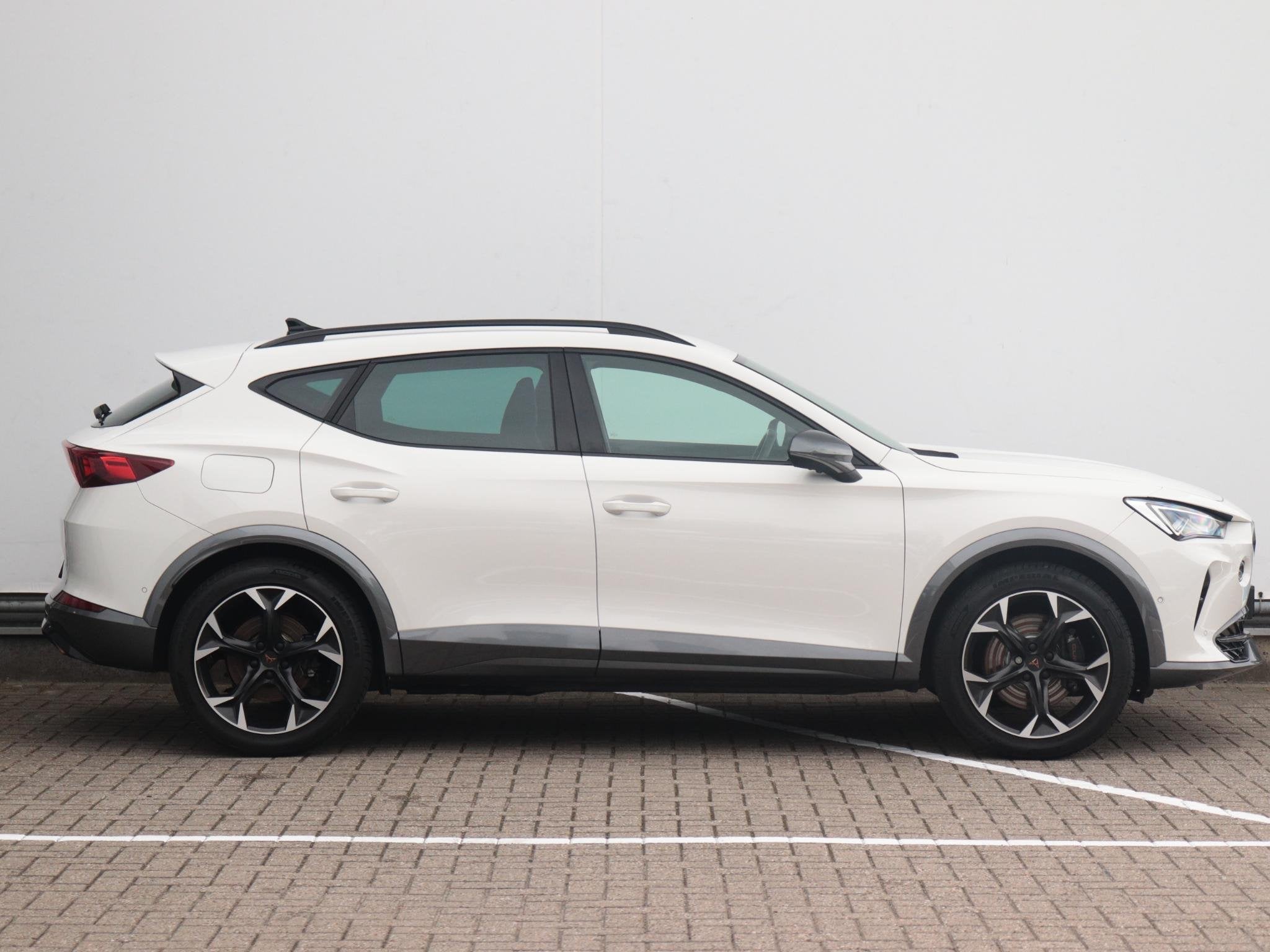 CUPRA Formentor 1.4 e-Hybrid 245 pk VZ Performance | 360 c, Auto's, Stof, Gebruikt, 4 cilinders, Formentor