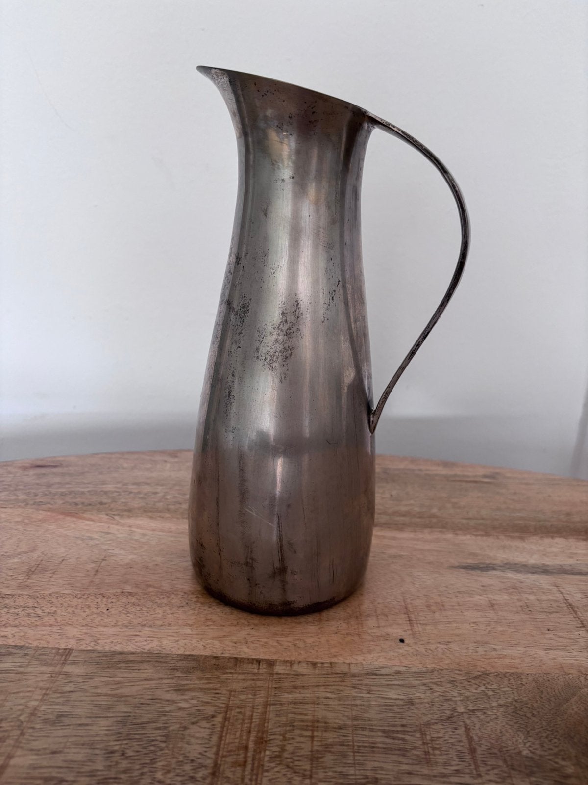 Vintage zilverkleurige metalen waterkan / schenkkan, Zilver, Ophalen of Verzenden, Metaal, Overige merken