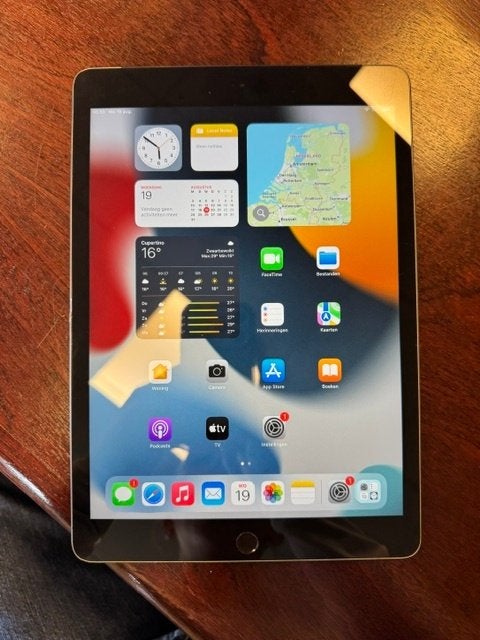 iPad 9e generatie Wi-Fi plus Cellular, Computers en Software, Apple iPads, 10 inch, Gebruikt, Apple iPad, Ophalen of Verzenden