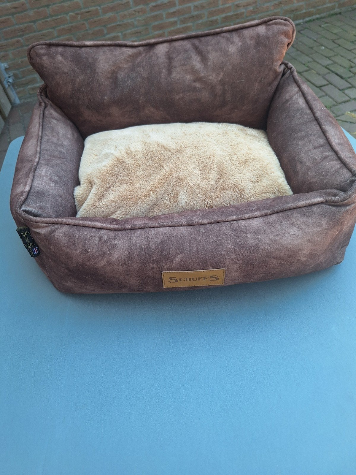 Honde mandje, Ophalen, Zo goed als nieuw