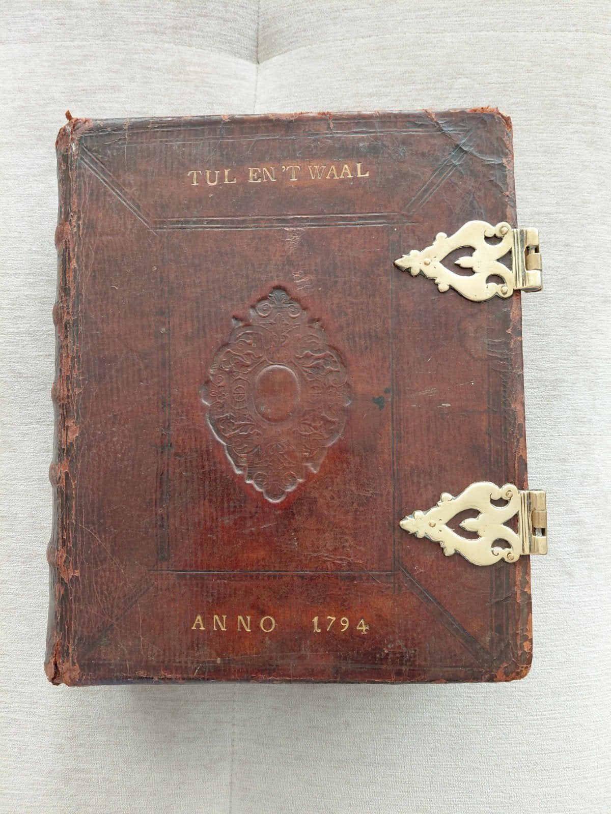 biblia, statenbijbel,  kerkbankbijbel  Tul en  't  Waal 1794, Antiek en Kunst, Antiek | Boeken en Bijbels, Ophalen of Verzenden