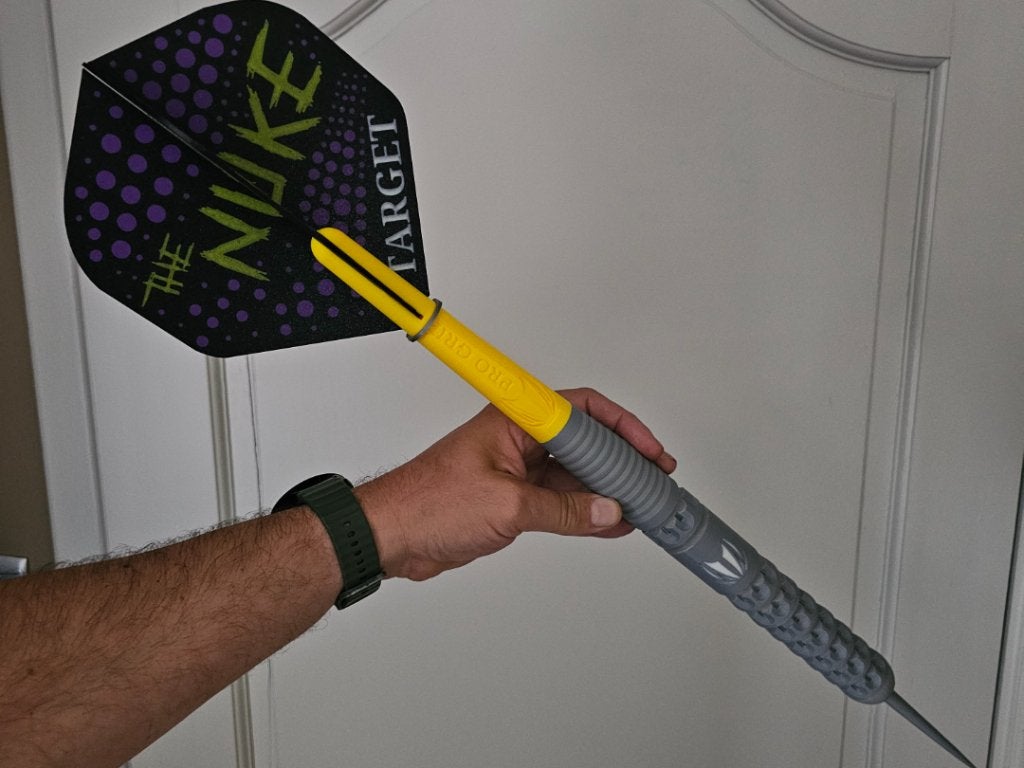 Gigantische dartpijl van uw favoriete dartspeler!, Hengelo OV, Nieuw, Ophalen of Verzenden, Pijlen