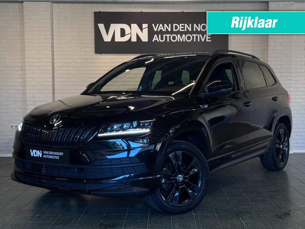 Skoda KAROQ 1.5 TSI Sportline Business Stoel- stuurverw Navi, 1498 cc, 4 cilinders, Zwart, Karoq