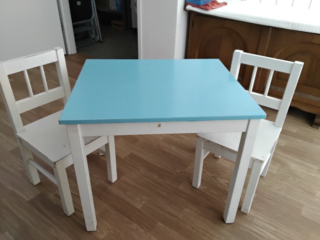 Kinder tafel met 2 stoeltjes, Kinderen en Baby's, Kinderkamer | Tafels en Stoelen, Ophalen, Gebruikt, Tafel(s) en Stoel(en)