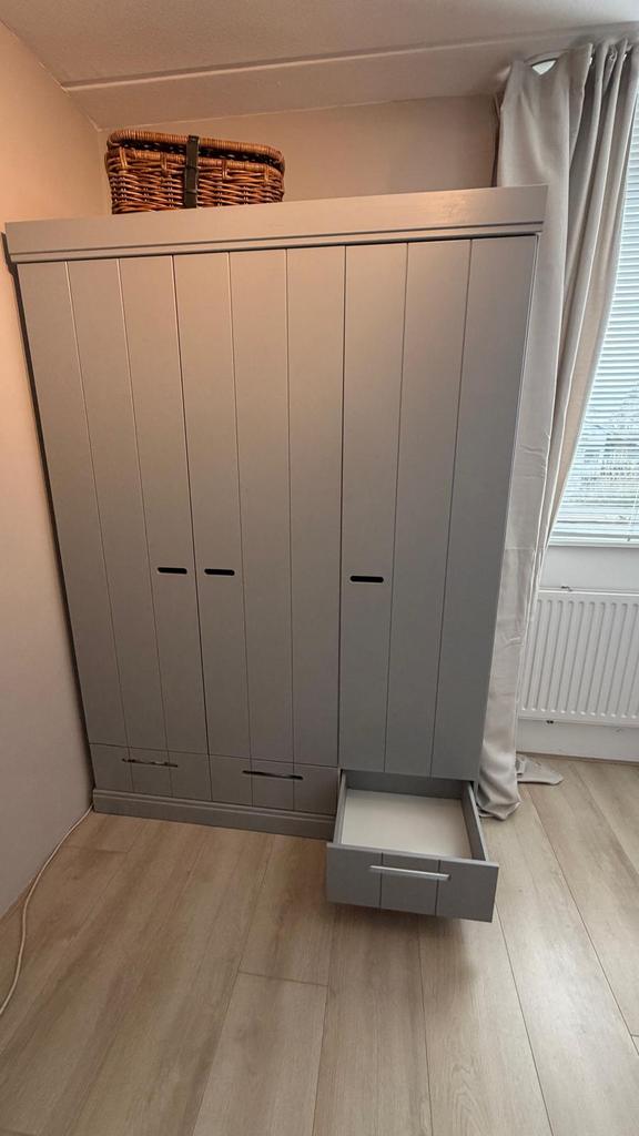 Woood kledingkast, Huis en Inrichting, Ophalen, Zo goed als nieuw, 50 tot 75 cm, 150 tot 200 cm