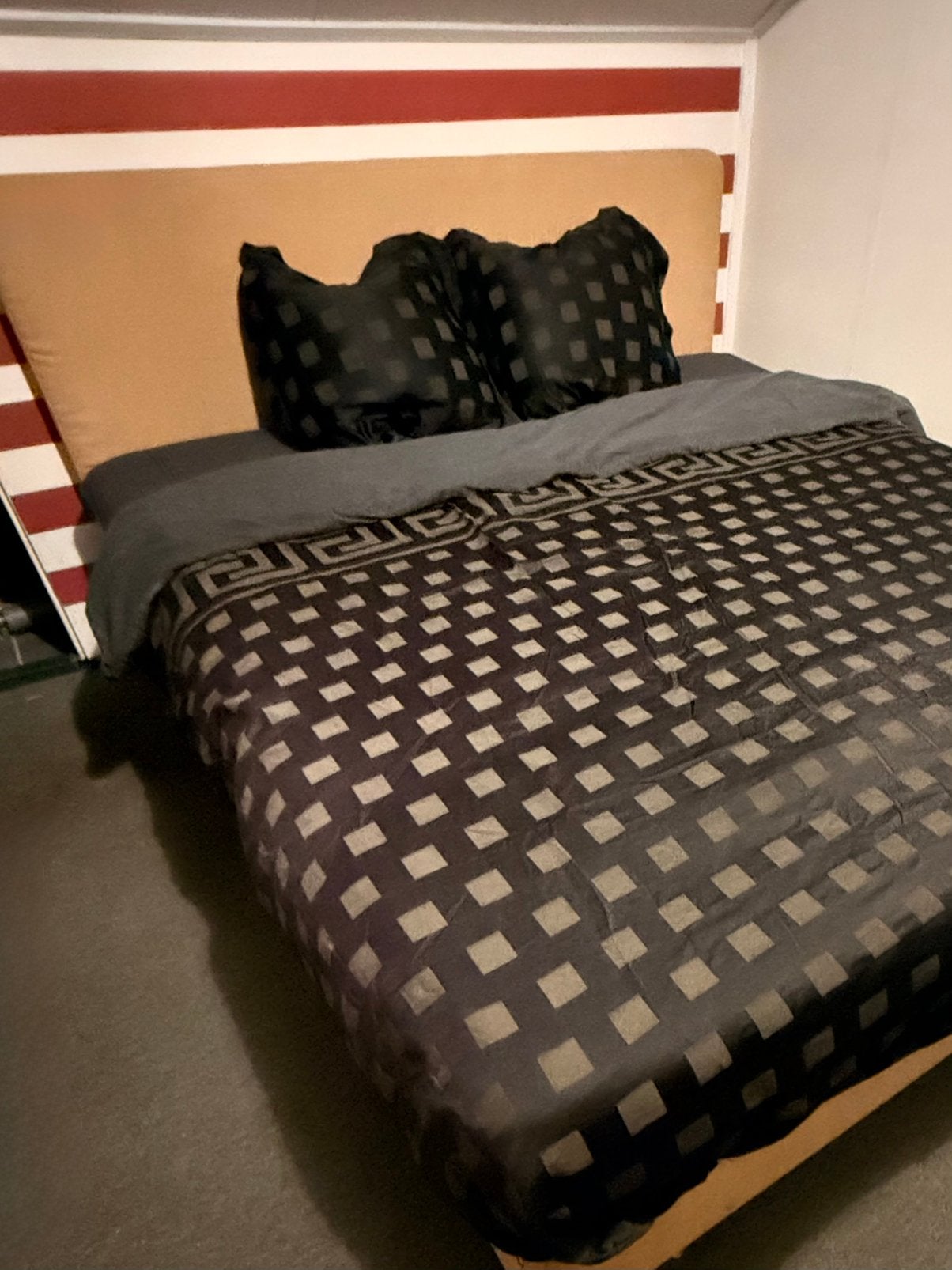 Boxspring 180 x 200, Ophalen, Gebruikt, Beige, Tweepersoons