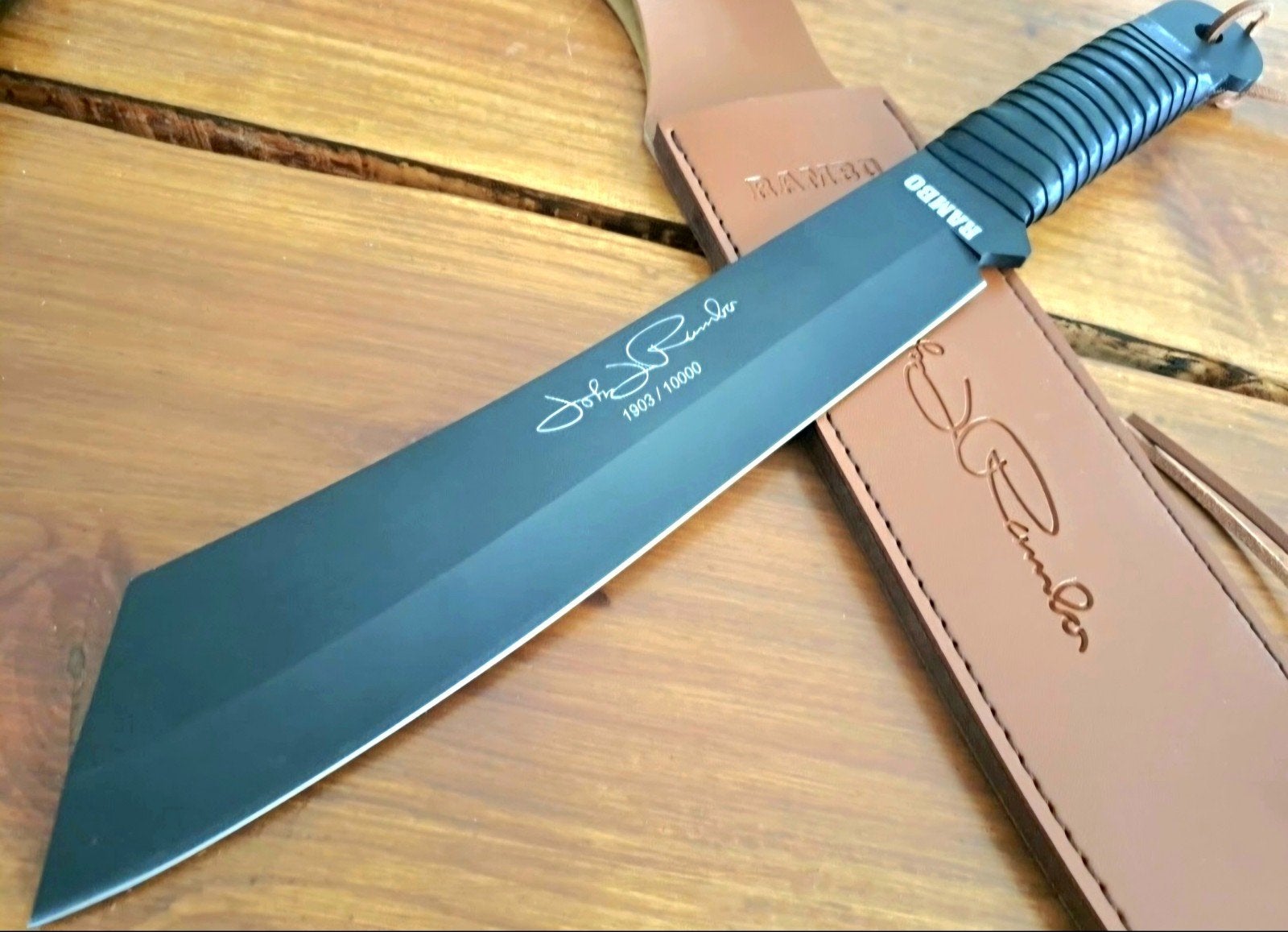 46 cm Rambo 4 machete mes ..nieuw.., Caravans en Kamperen, Kampeergereedschap, Nieuw, Ophalen of Verzenden